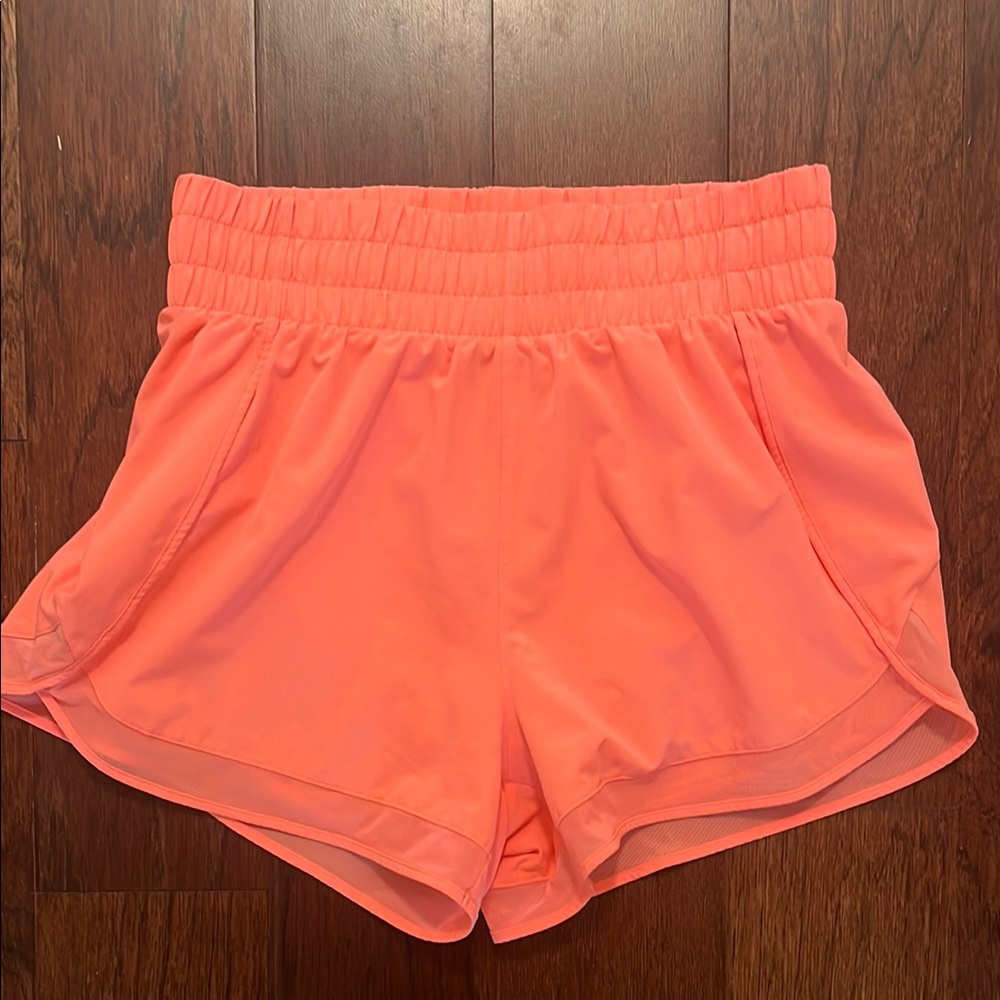 Athleta Mesh Racer High Rise 3” Shorts